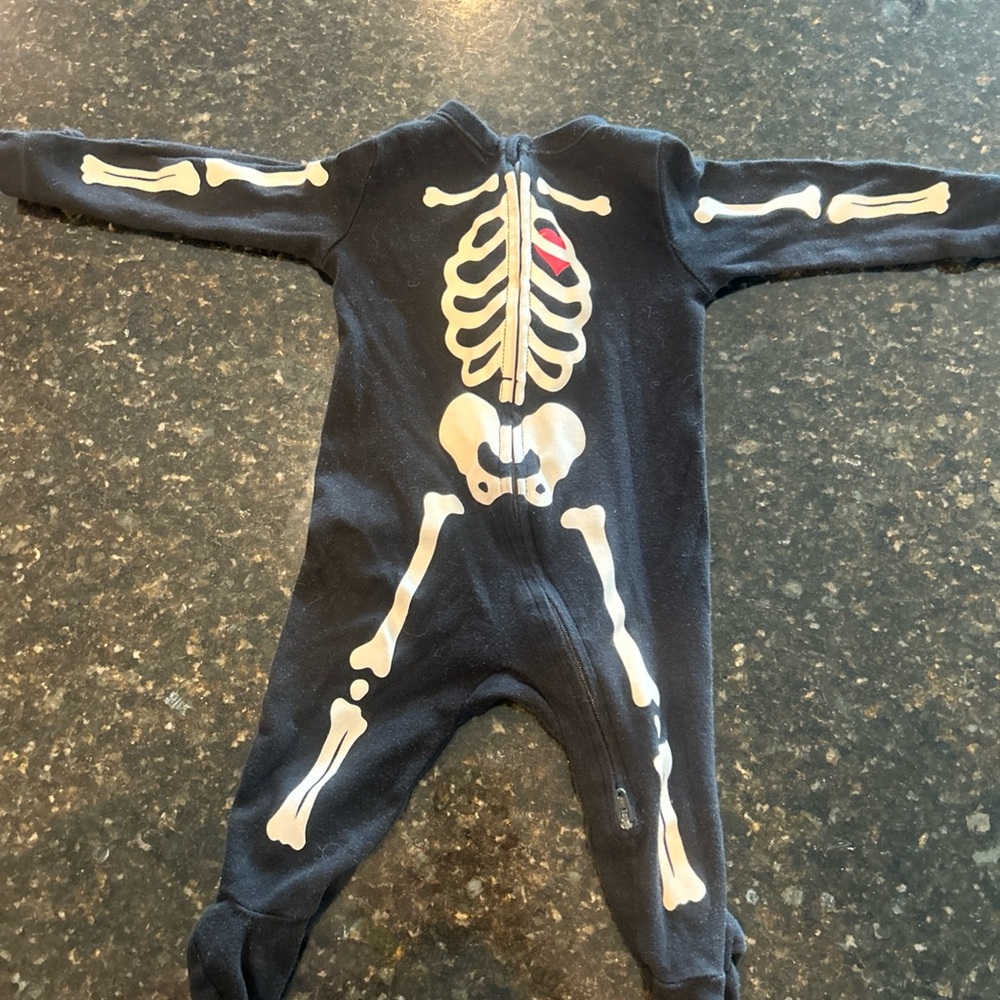 Old Navy Black and White Skeleton Kids Footie